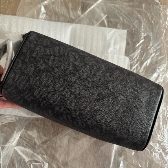 coach Travel Kit In Signature Canvas - Picture 6 of 8